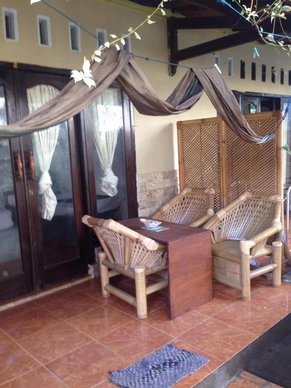 Three Little Birds Homestay Gili Trawangan Exterior photo