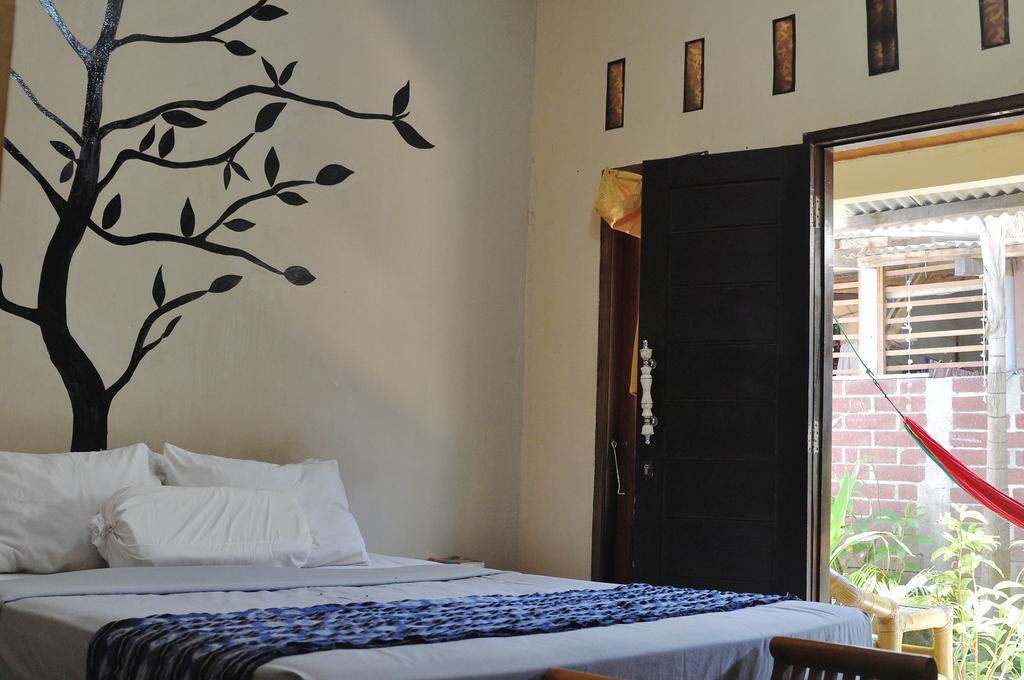 Three Little Birds Homestay Gili Trawangan Exterior photo
