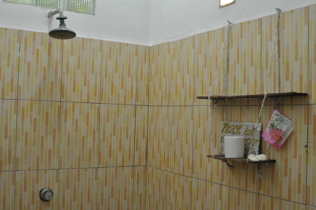 Three Little Birds Homestay Gili Trawangan Exterior photo